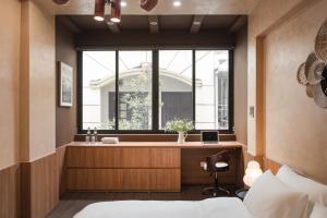 Ukiyo 3 bedrooms house 5 walk to Hanoi Flag Tower