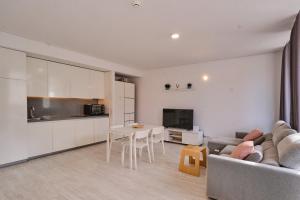 Aeropuerto loft 8 by Azahar Stay