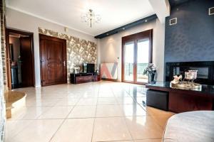 Το πέτρινο σπίτι