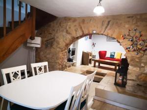 Maisons de vacances Maison climatisee avec jacuzzi a 10 min de Sarlat : photos des chambres