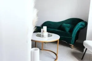 elegant home - luxury apartment. - Avalon