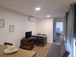 Nuevo, apartamento completo, parking, en Cordón Soho