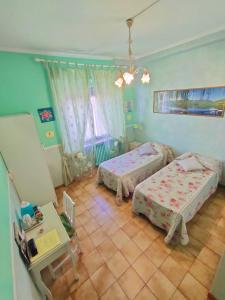 Double or Twin Room with Private Bathroom room in Hotel Serenella