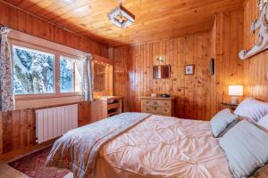 Chalets Spacious family chalet with balcony and garden : photos des chambres