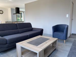 608 - Maison deux chambres entièrement rénovée à quelques pas de la plage et du centre