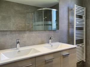 Villas 608 - Maison deux chambres entierement renovee a quelques pas de la plage et du centre : photos des chambres