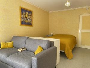 533 - Appartement T1 situé à quelques pas de la grande plage dErquy et du centre