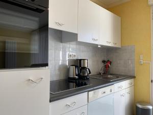 533 - Appartement T1 situé à quelques pas de la grande plage dErquy et du centre