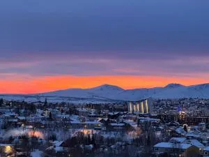 Large house with spectacular view - Tomasjorda