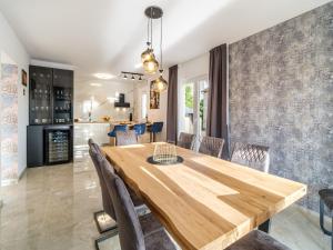 Holiday Home Villa Renesansa by Interhome