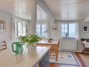 Holiday Home Asgot - 15m from the sea by Interhome