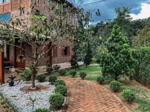 Sítio Balango: Seu refúgio em Domingos Martins. Chalés para casais e casa para grupo de pessoas - 弗洛里亚努元帅镇