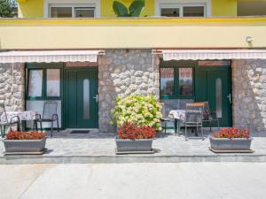 Apartment Vero-1 by Interhome 