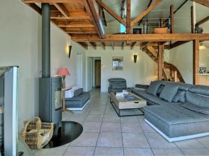 Maisons de vacances Holiday Home Charme de la Fradiniere by Interhome : photos des chambres