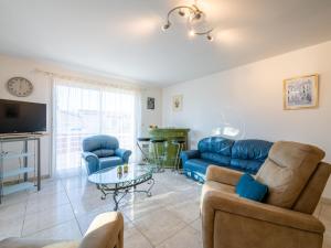 Holiday Home Maison des Pins Parasol by Interhome