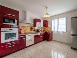 Holiday Home Maison des Pins Parasol by Interhome