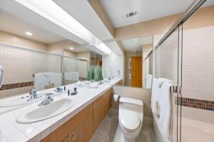 Palisades Tahoe Lodge Rentals Studio Loft #334