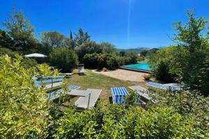 Adam House, exclusive Pool, outstanding views, vast garden, aircon, sleeps 8