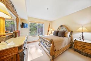 Palisades Tahoe Lodge Rentals Two Bedroom #512