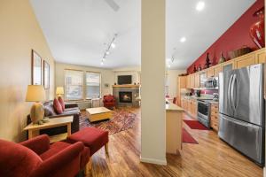 Palisades Tahoe Lodge Rentals Two Bedroom #813