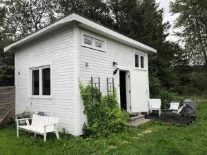 Hässleholm med närhet till strövområde och sjö - Vinslöv