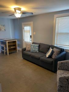 208 Cottage 4 Green 2nd unit