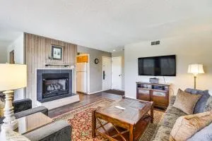 Cozy Condo with Patio 1 Mi to Wintergreen Resort! - Lyndhurst