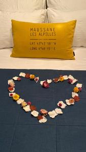 LA PETITE MAISON DE MAUSSANE ***