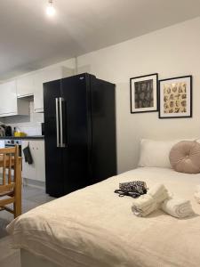 Lovely Double Rooms in Euston & Square in Central London