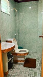 HMC GUESTHOUSE -Malapascua Island Air-conditioned Room #1