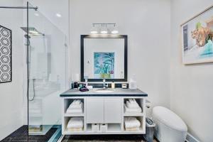 The Hive 106 Bees Knees