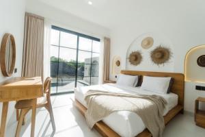 Villa Ventadua by Maheswara