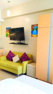 Studio-Type Condo at Eastwood Legrand 3