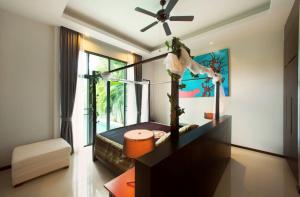 Вилла с бассейном на Най Харн, 2 спальни G3