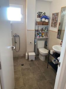 Habitación luminosa en piso compartido