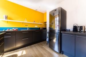 LES HALLES KEYWEEK Duplex with Terrace and Parking in Biarritz Center