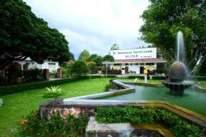 De Karanganjar Inn - 谏义里