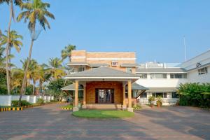 Renai Blue Waters Cherai