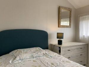 Villas 758 - Charmante maison en pierre, a quelques minutes des plages du Guen et du centre d'Erquy : photos des chambres