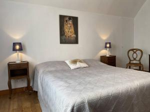 Villas 758 - Charmante maison en pierre, a quelques minutes des plages du Guen et du centre d'Erquy : photos des chambres