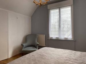 Villas 758 - Charmante maison en pierre, a quelques minutes des plages du Guen et du centre d'Erquy : photos des chambres