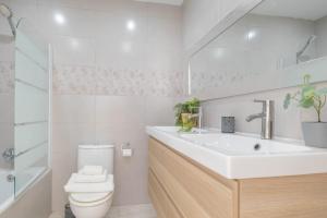 Sea View Duplex in Calahonda