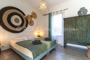 Villa SurgaBali - swimming pool and 300m from the beach