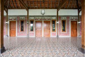 Joglo Ndalem Sabine Syariah