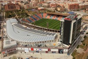 Valencia las Artes y Ciencias + Garaje + Netflix