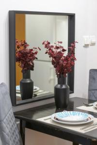 Bukowińska Apartment with Balcony and Parking and Swimming Pool by Noclegi Renters