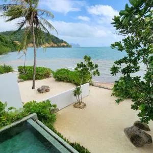 Luxury Beachfront 4 Br AMANA Villa at Ta-Ke Residence A - Ban Bang Rong