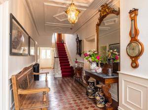 Beautifully restored soldiers barracks to sleep 10 people