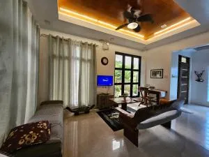 Andrew n Sophia's Guest House - Tagbiriri
