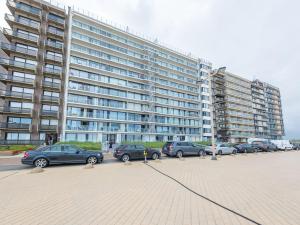 Apartment with a beautiful terrace and sea view